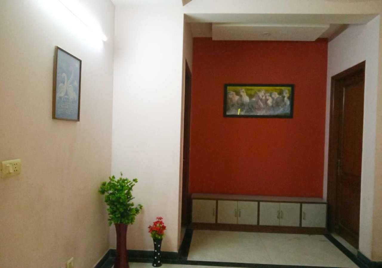 Hotel J P Residency Greater Noida Exterior foto
