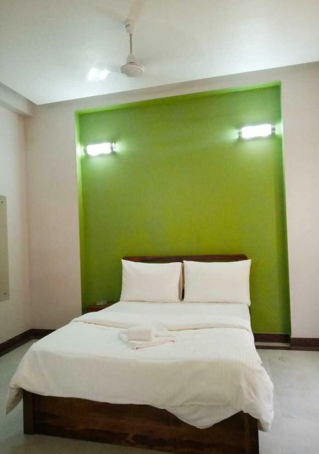 Hotel J P Residency Greater Noida Exterior foto